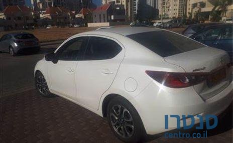 2017' Mazda Demio מאזדה דמיו photo #2