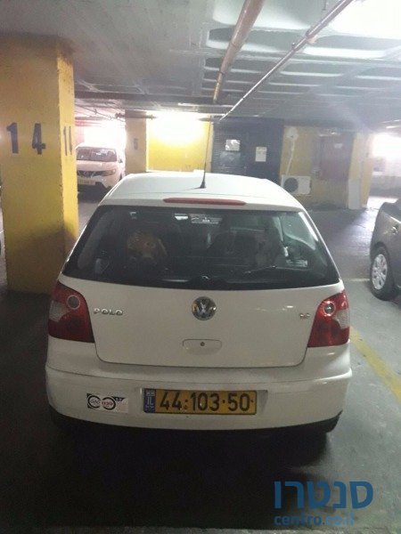 2003' Volkswagen Polo photo #2