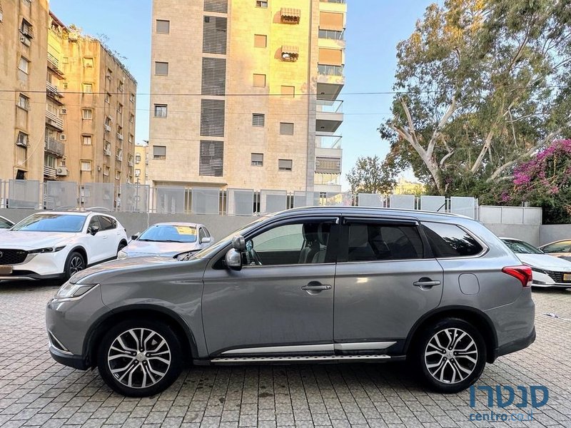 2016' Mitsubishi Outlander מיצובישי אאוטלנדר photo #6