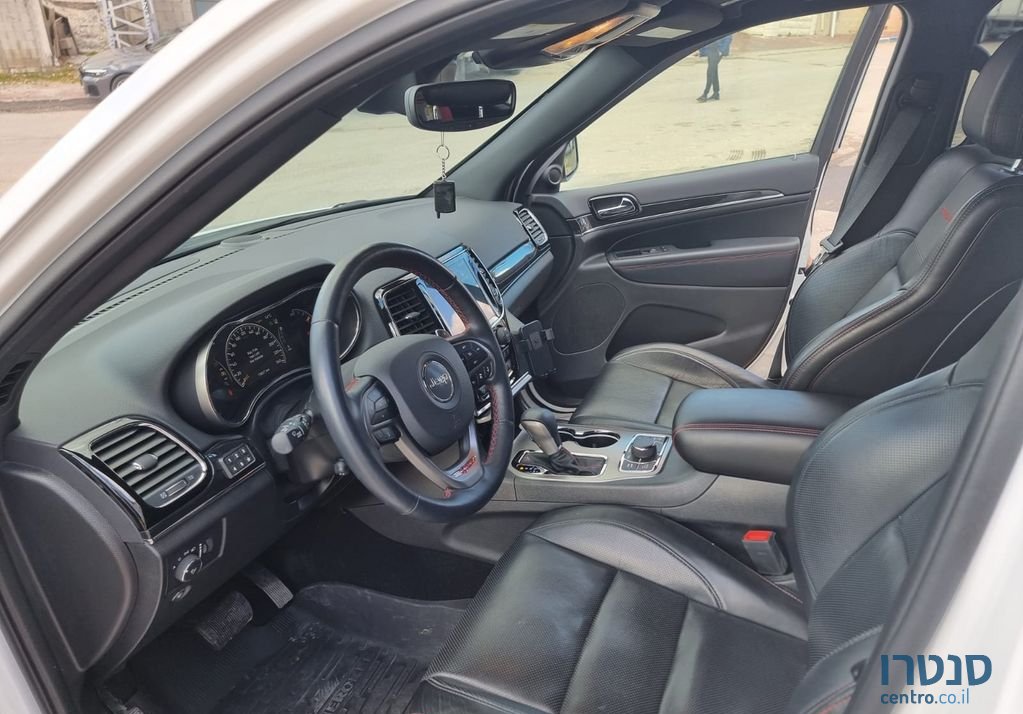 2021' Jeep Grand Cherokee ג'יפ גרנד צ'ירוקי photo #4