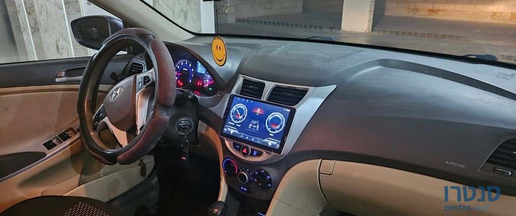 2013' Hyundai i25 יונדאי photo #4