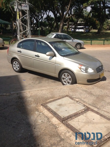 2008' Hyundai Accent photo #1