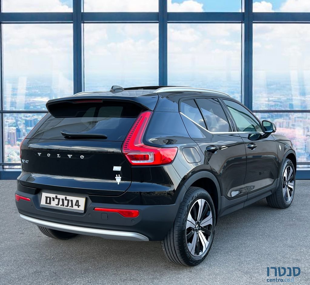 2022' Volvo Xc40 וולוו photo #2