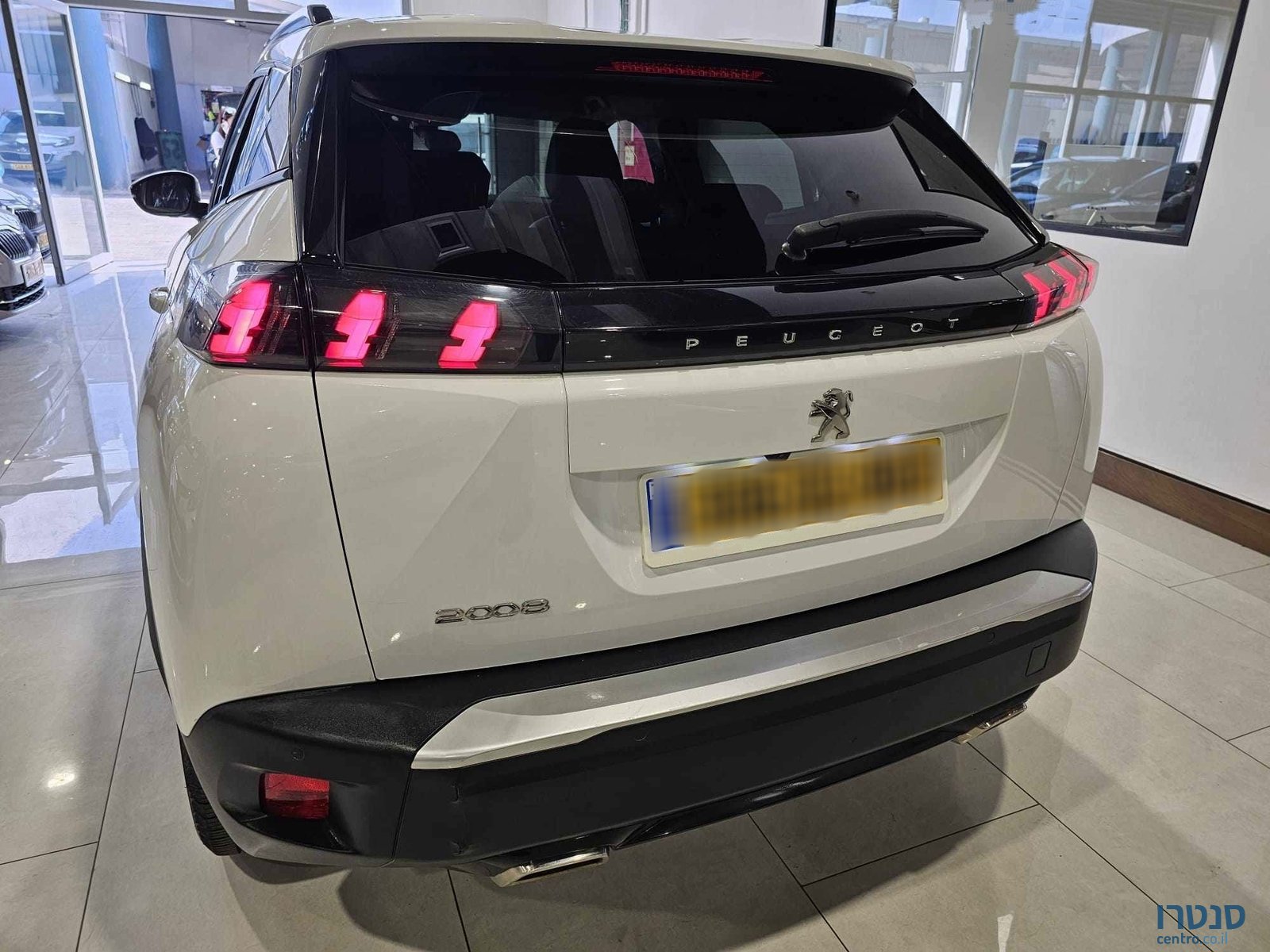 2021' Peugeot 2008 photo #4