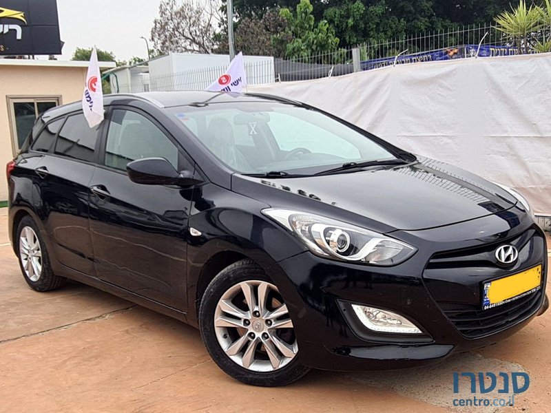 2015' Hyundai i30 יונדאי photo #1