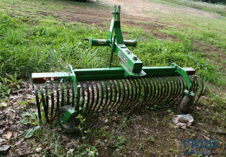 2012' John Deere 4120 photo #6