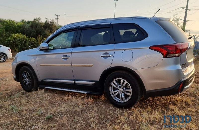 2016' Mitsubishi Outlander מיצובישי אאוטלנדר photo #2