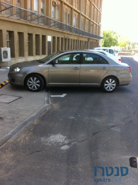 2007' Toyota Avensis photo #1