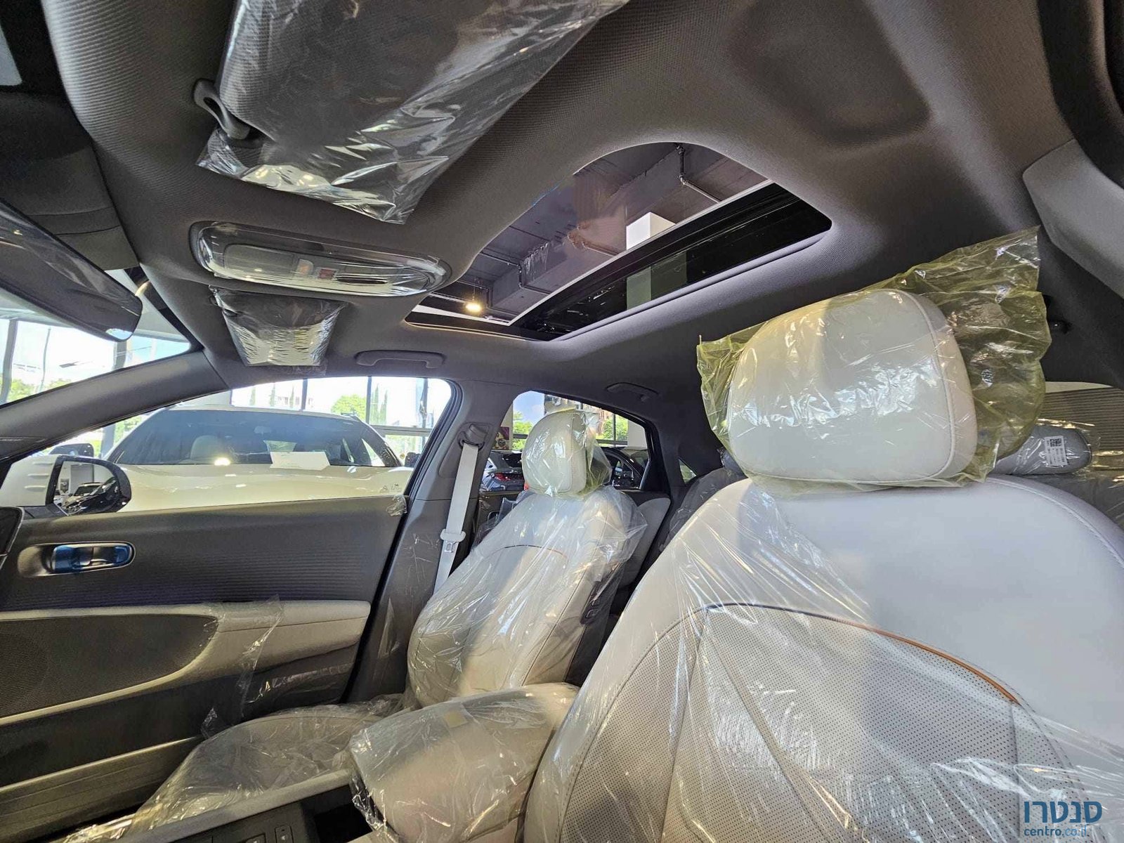 2024' Hyundai Ioniq 6 photo #7