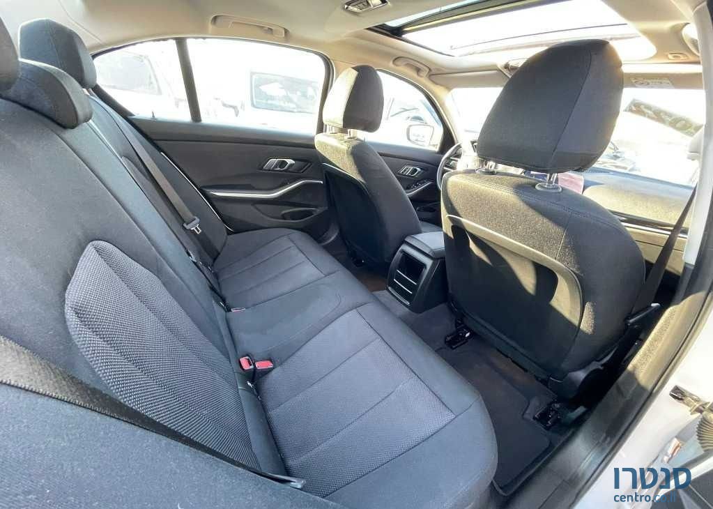 2022' BMW 3 Series ב.מ.וו סדרה 3 photo #3