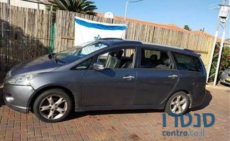2008' Mitsubishi Grandis מיצובישי גרנדיס photo #1
