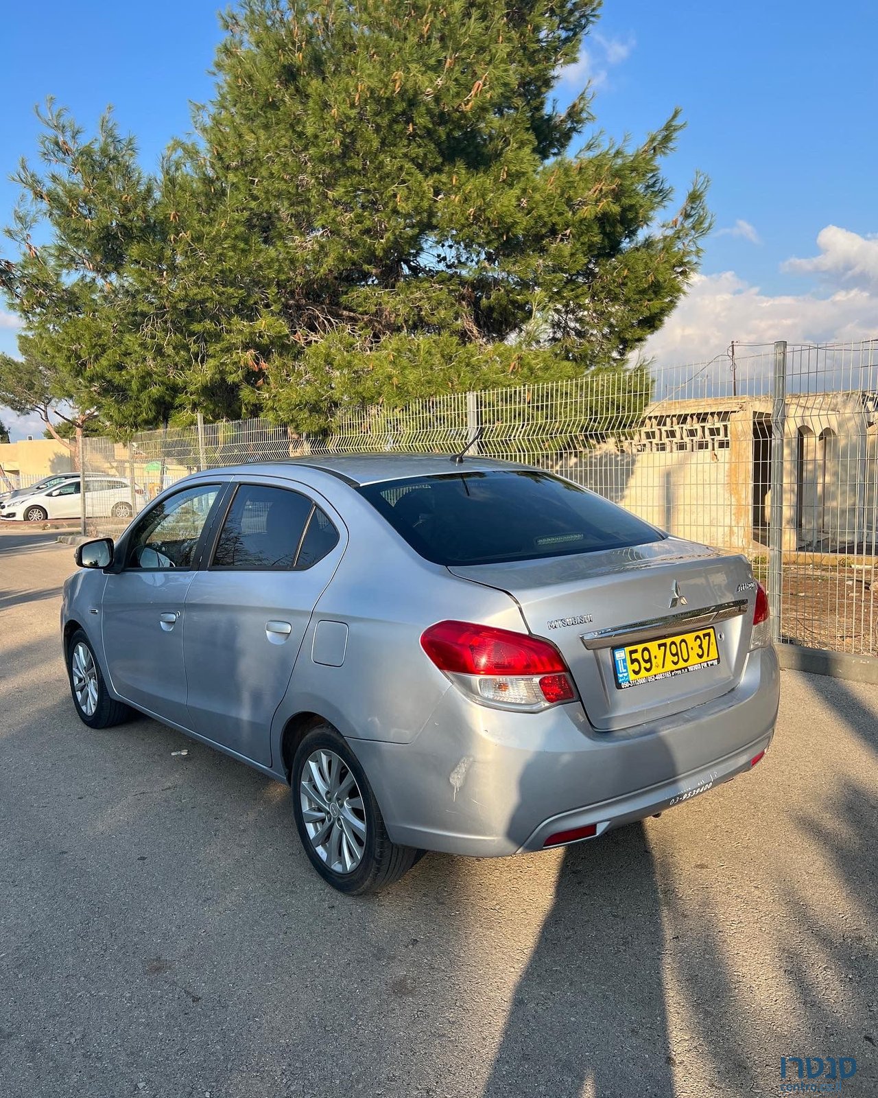 2016' Mitsubishi Attrage מיצובישי אטראז photo #6