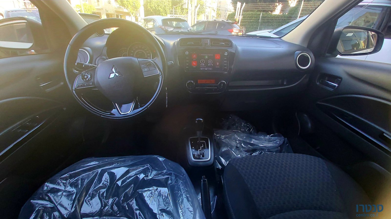 2019' Mitsubishi Space Star photo #4