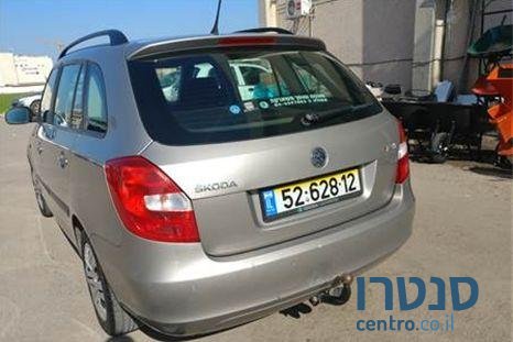 2013' Skoda Fabia אמבישיין Tsi photo #4