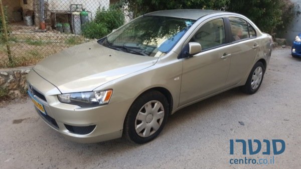 2011' Mitsubishi Lancer photo #1