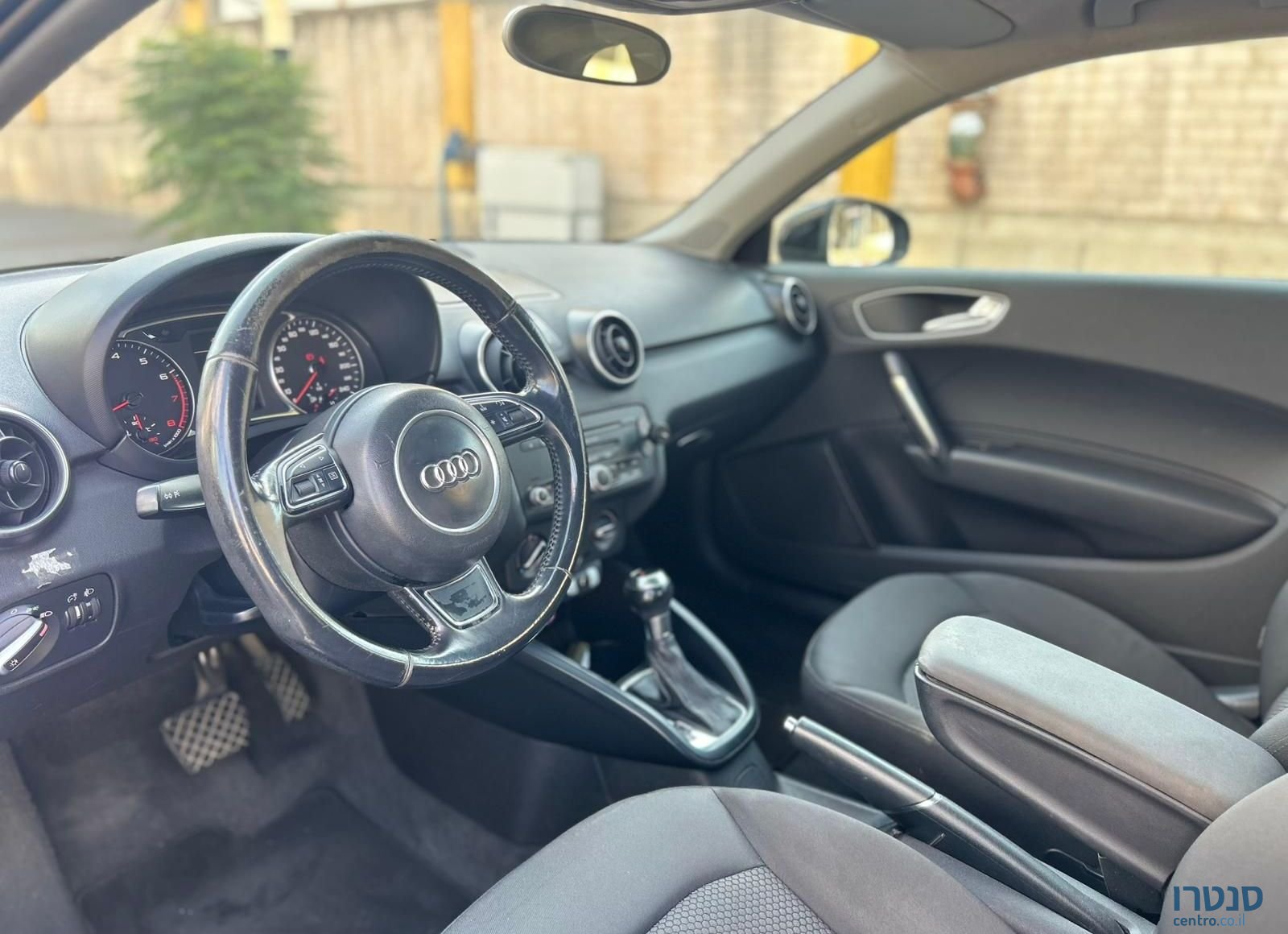 2012' Audi A1 אאודי photo #6