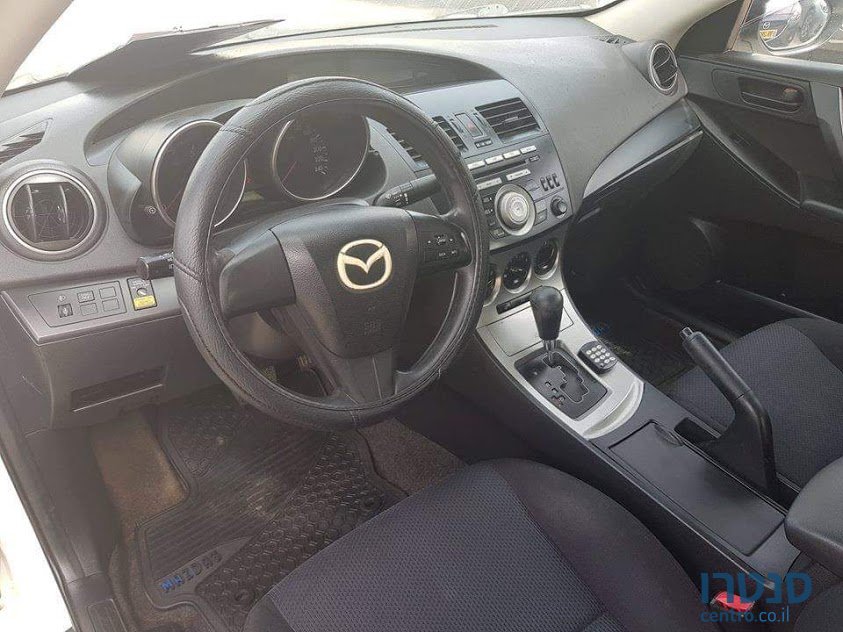 2012' Mazda 3 photo #3
