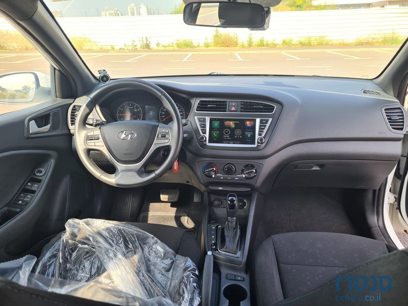 2020' Hyundai i20 יונדאי photo #5