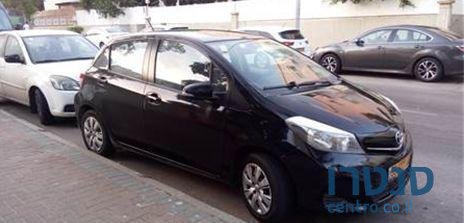 2014' Toyota Yaris טויוטה יאריס photo #3