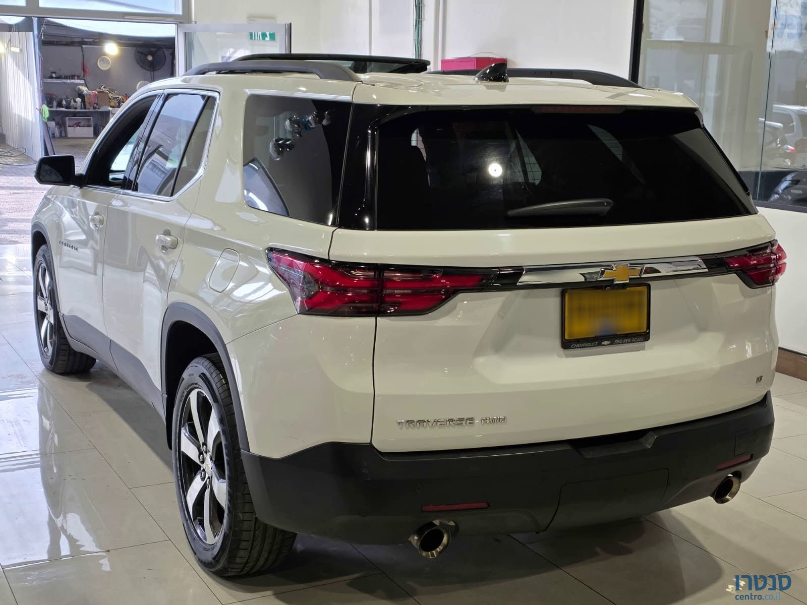 2022' Chevrolet Traverse photo #4