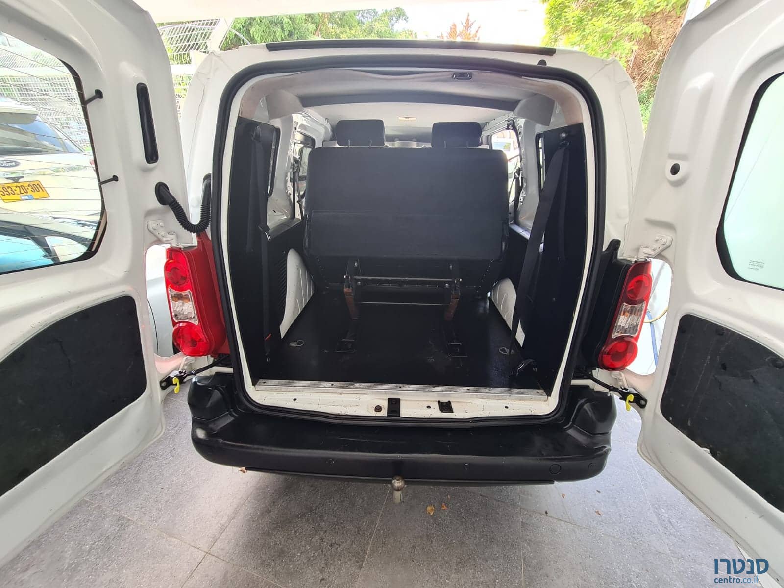 2019' Citroen Berlingo Maxi photo #4