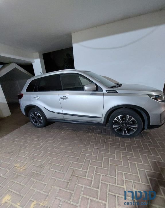 2020' Suzuki Vitara סוזוקי ויטרה photo #3