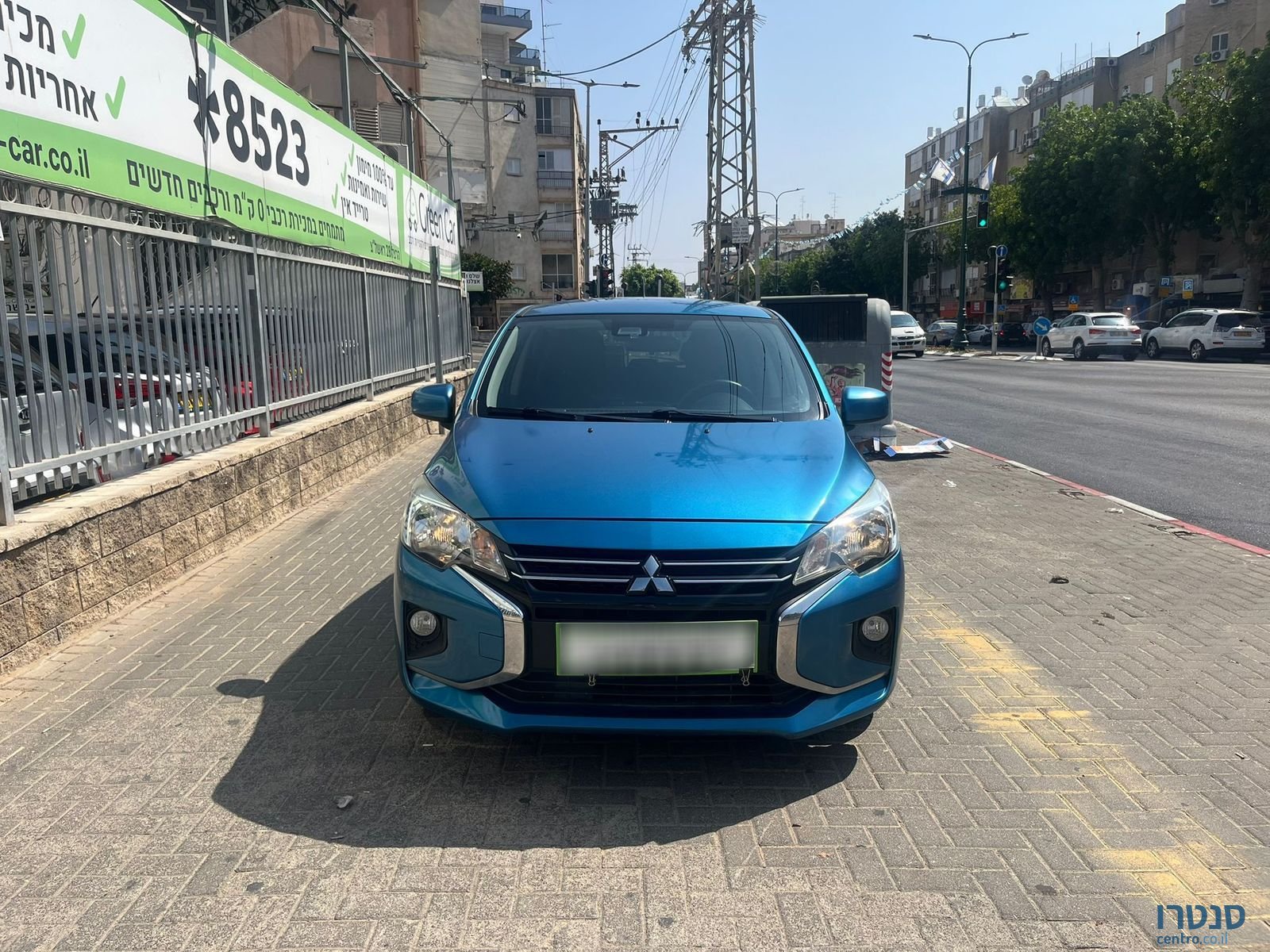 2020' Mitsubishi Space Star photo #1