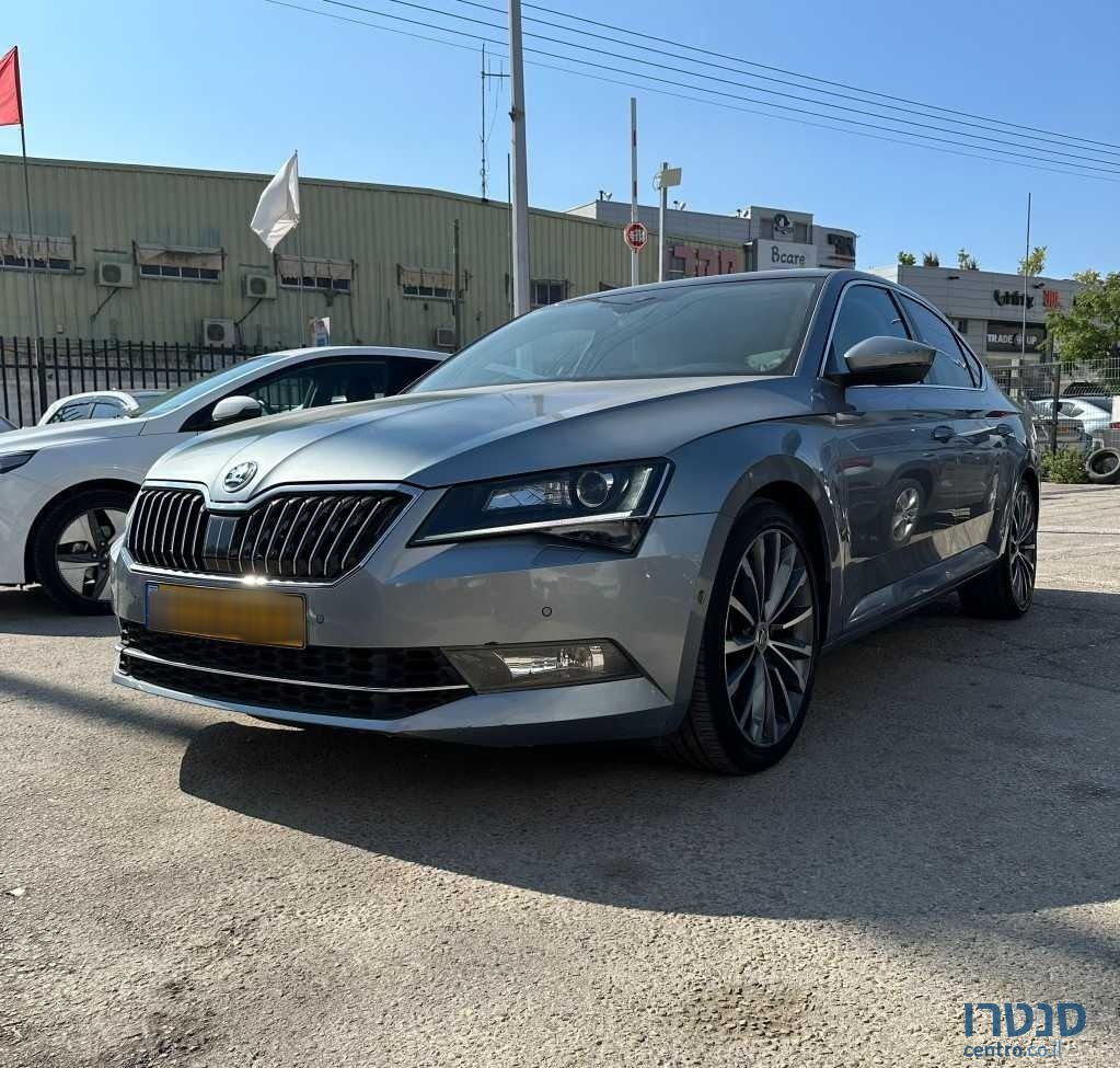 2019' Skoda Superb סקודה סופרב photo #3
