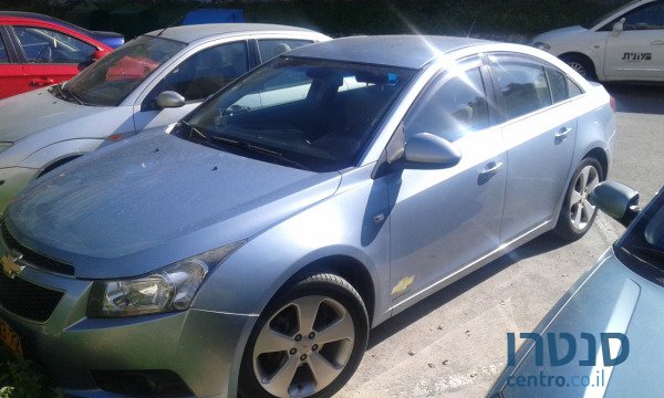2011' Chevrolet Cruze photo #1