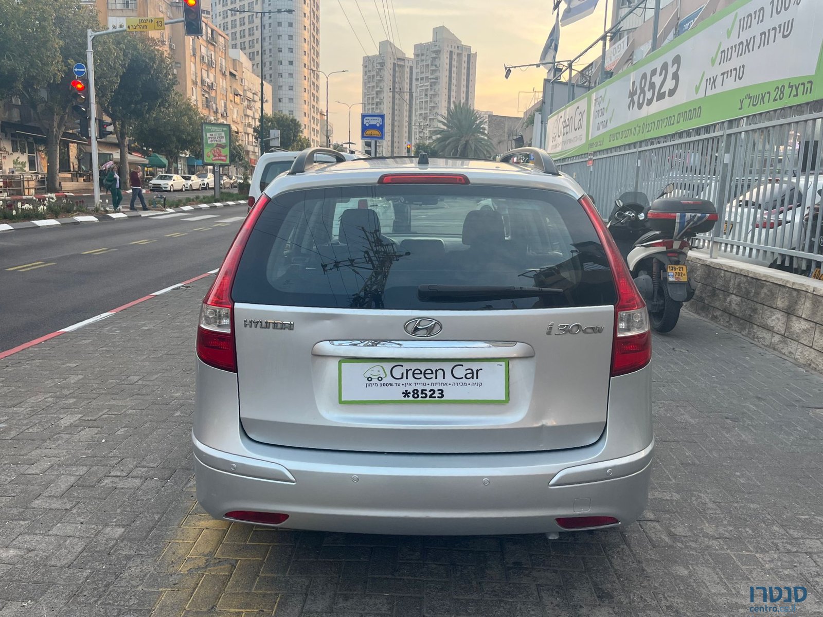 2012' Hyundai i30 photo #7