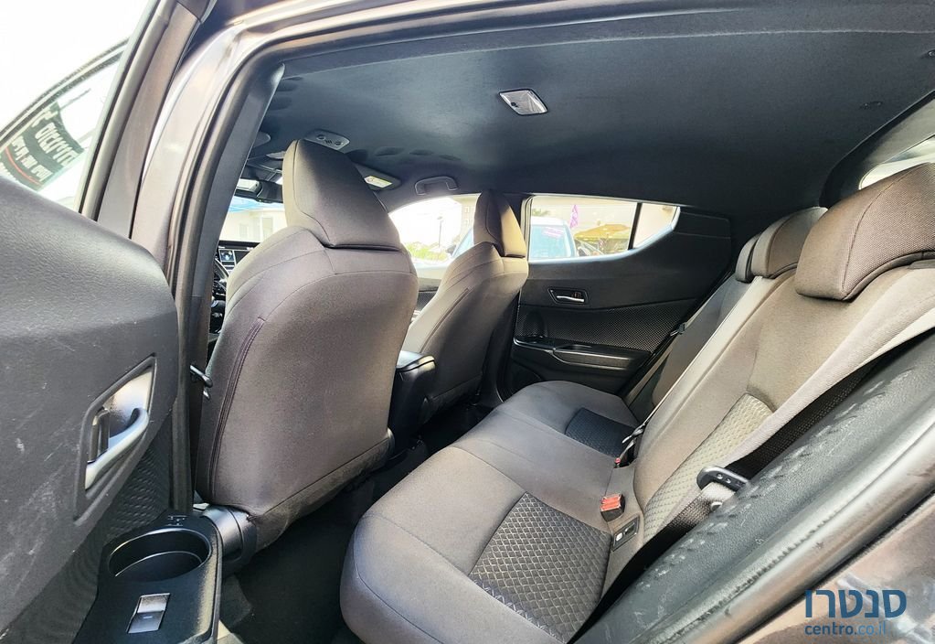 2022' Toyota C-HR טויוטה photo #6