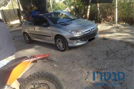 2003' Peugeot 206 Cc קבריולט ‏1600 photo #2