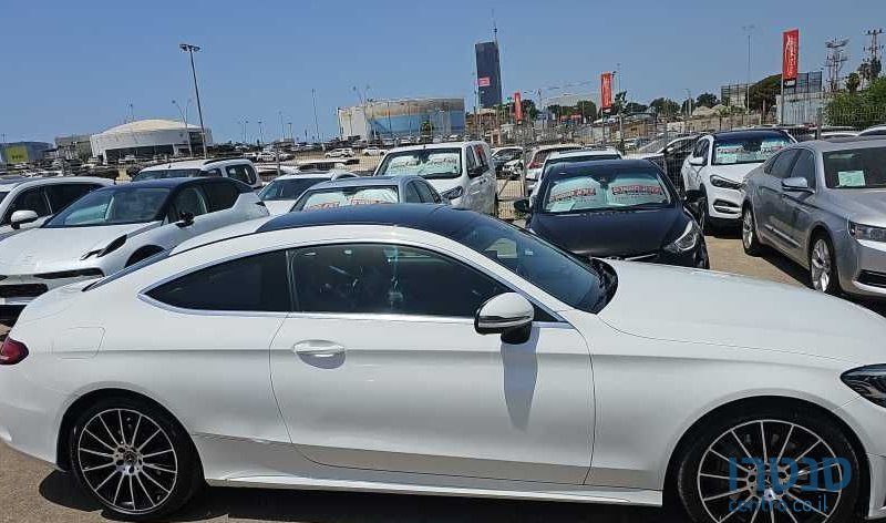 2020' Mercedes-Benz C-Class מרצדס photo #3