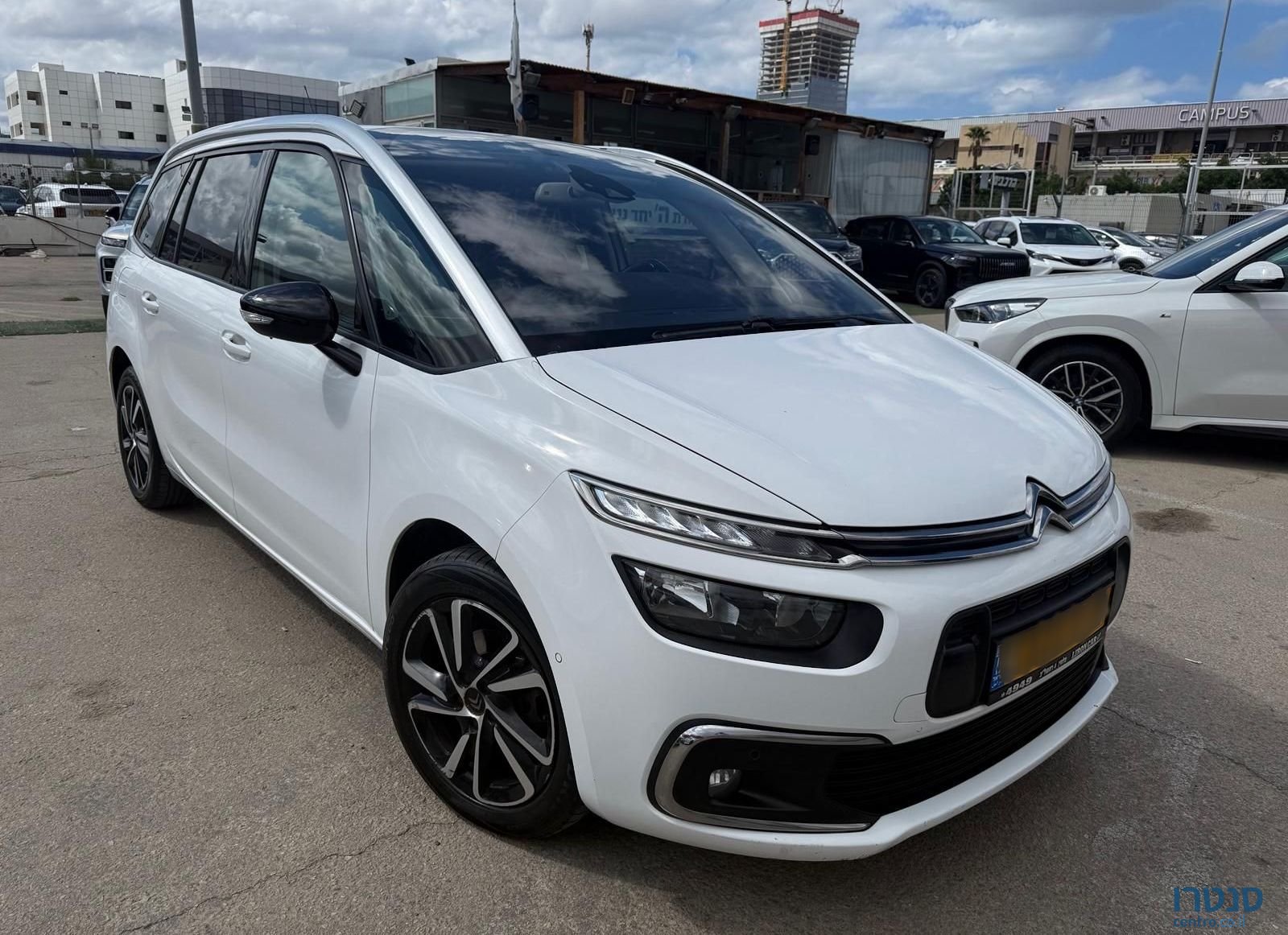 2021' Citroen C4 Picasso סיטרואן C4 פיקאסו photo #2
