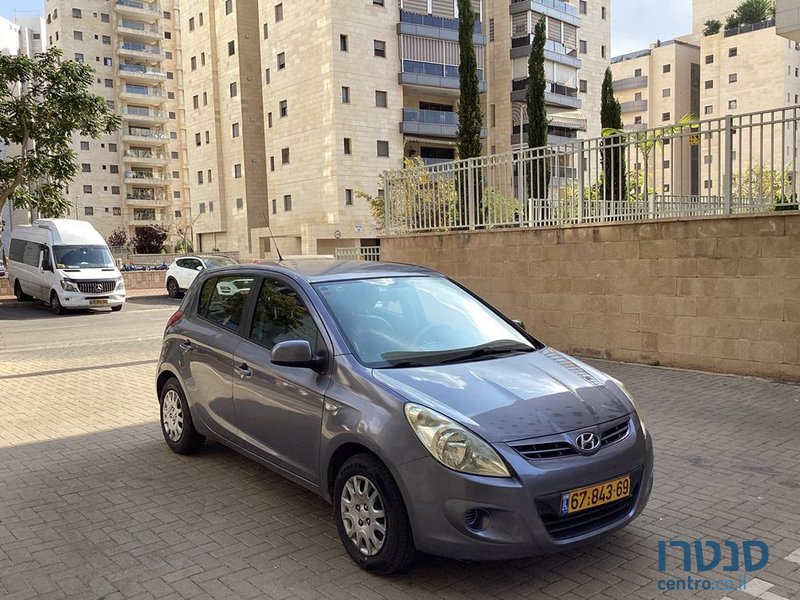 2009' Hyundai i20 יונדאי photo #5