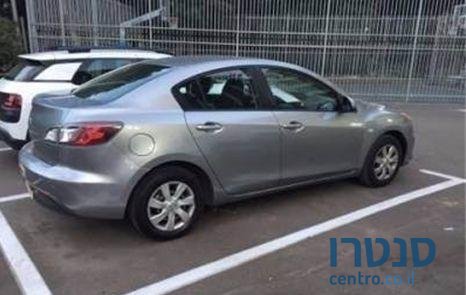 2010' Mazda 3 אקטיב photo #1