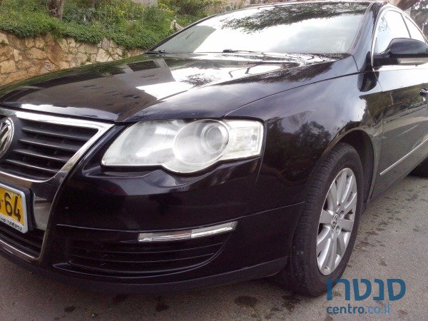 2008' Volkswagen Passat photo #1