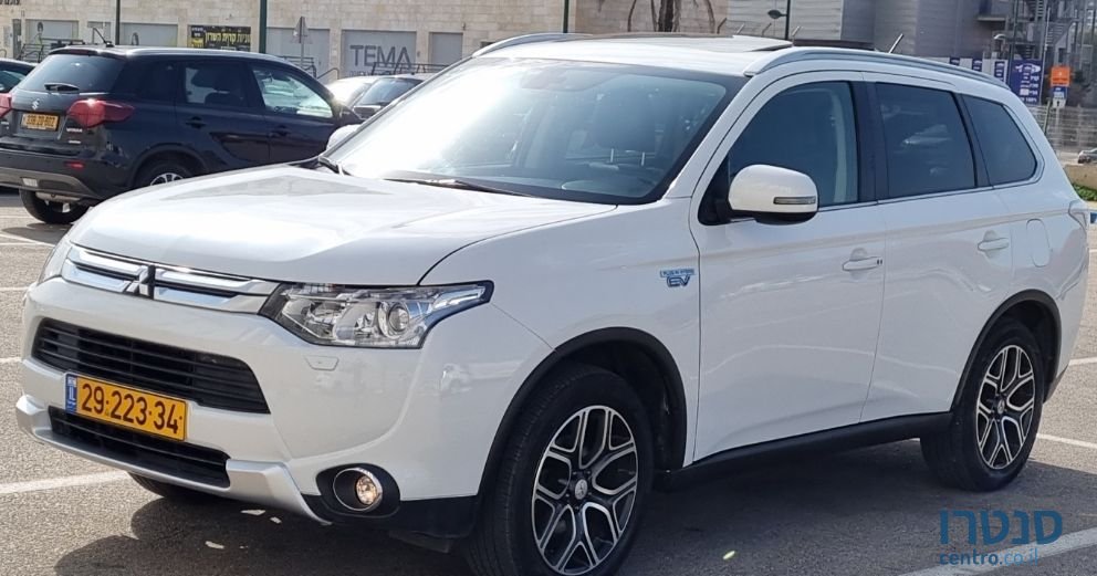 2015' Mitsubishi Outlander מיצובישי אאוטלנדר photo #1