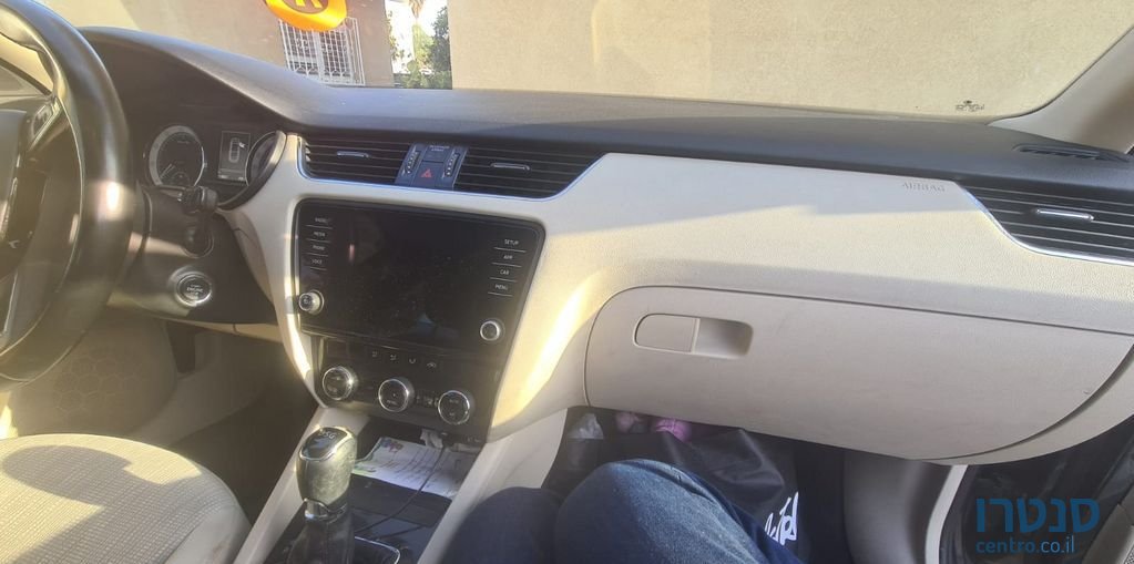 2017' Skoda Octavia סקודה אוקטביה photo #4