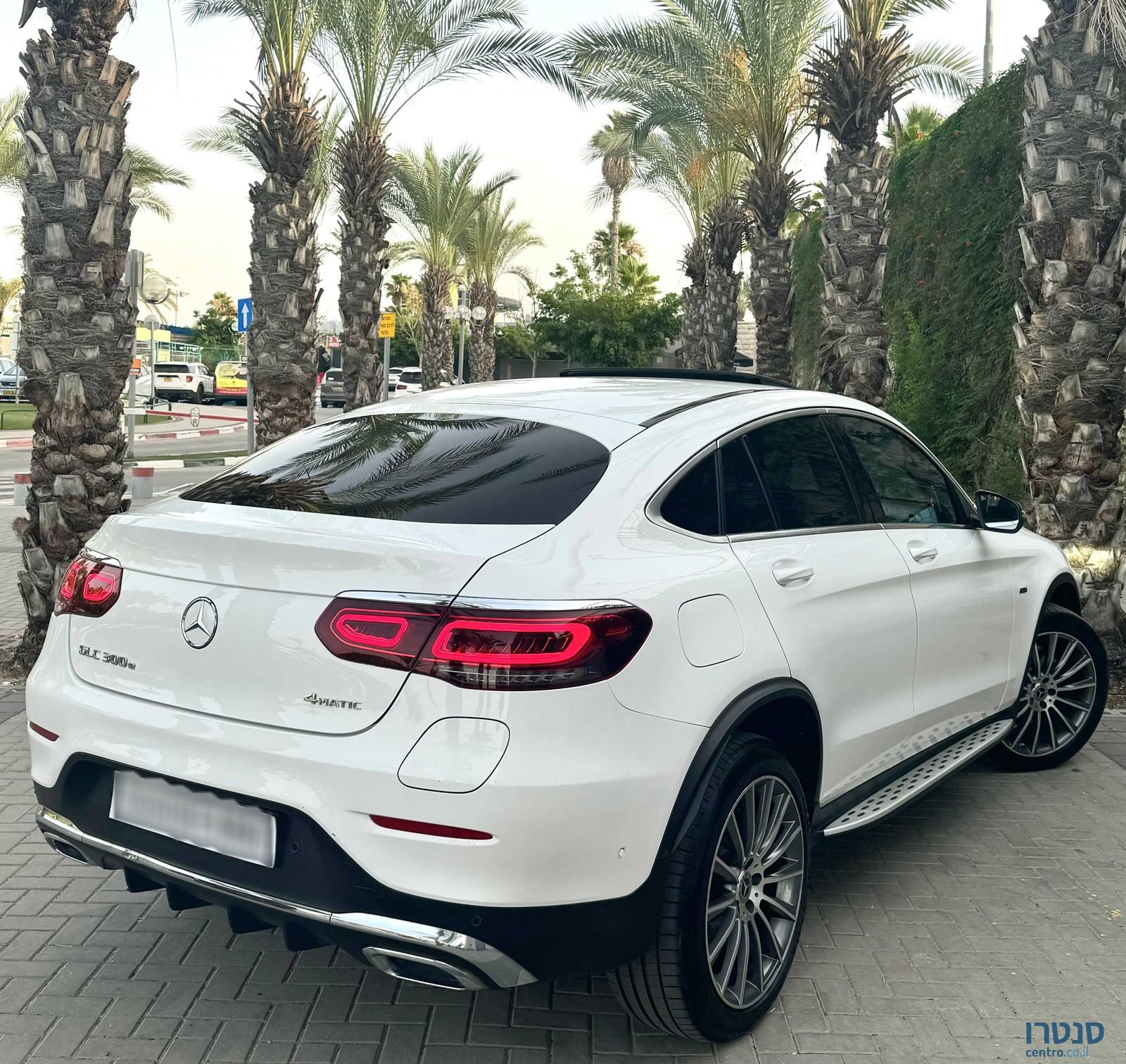 2022' Mercedes-Benz GLC מרצדס-בנץ photo #4