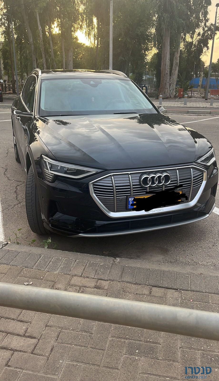 2021' Audi e-tron אאודי photo #1