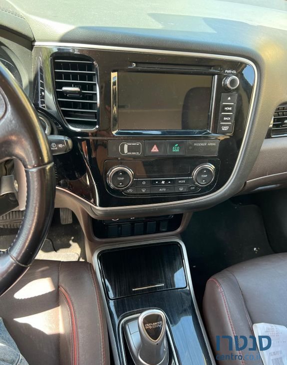 2017' Mitsubishi Outlander מיצובישי אאוטלנדר photo #6