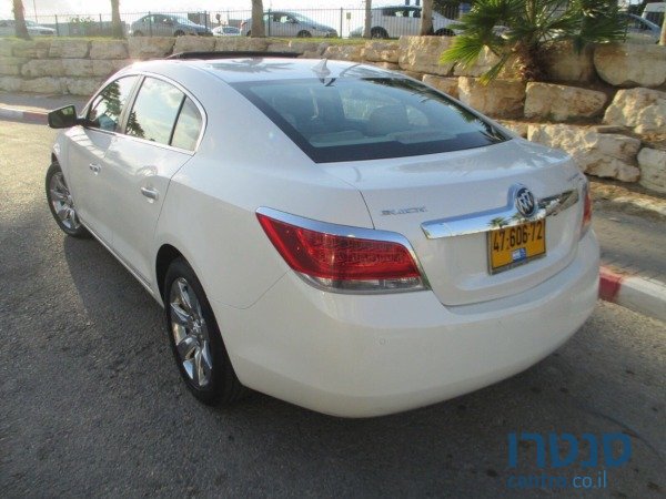 2011' Buick LaCrosse photo #2
