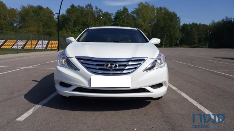 2011' Hyundai Sonata photo #1