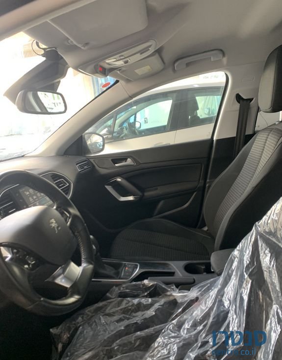 2019' Peugeot 308 פיג'ו photo #6