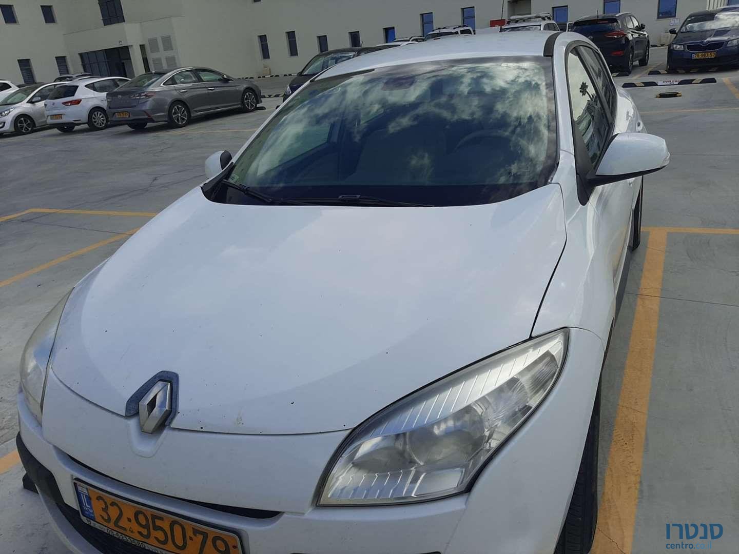 2012' Renault Megane רנו מגאן photo #2
