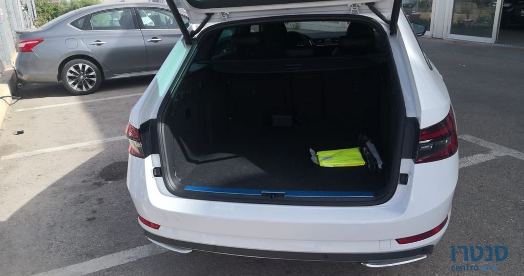 2022' Skoda Superb סקודה סופרב photo #4