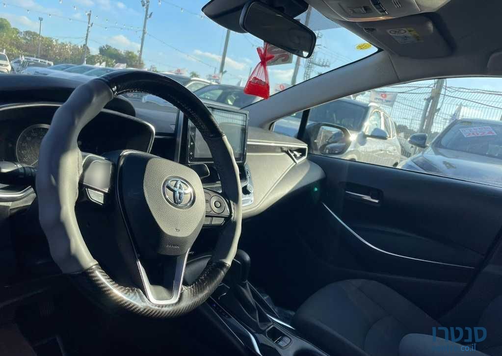 2021' Toyota Corolla טויוטה קורולה photo #2