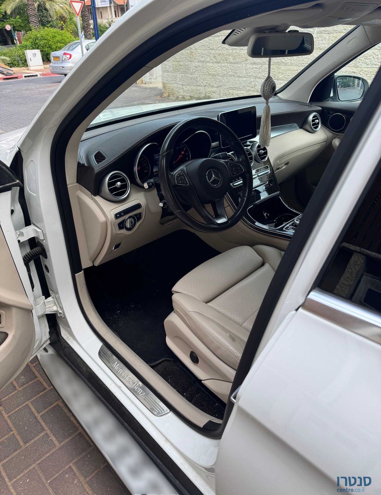 2018' Mercedes-Benz GLC מרצדס-בנץ photo #5