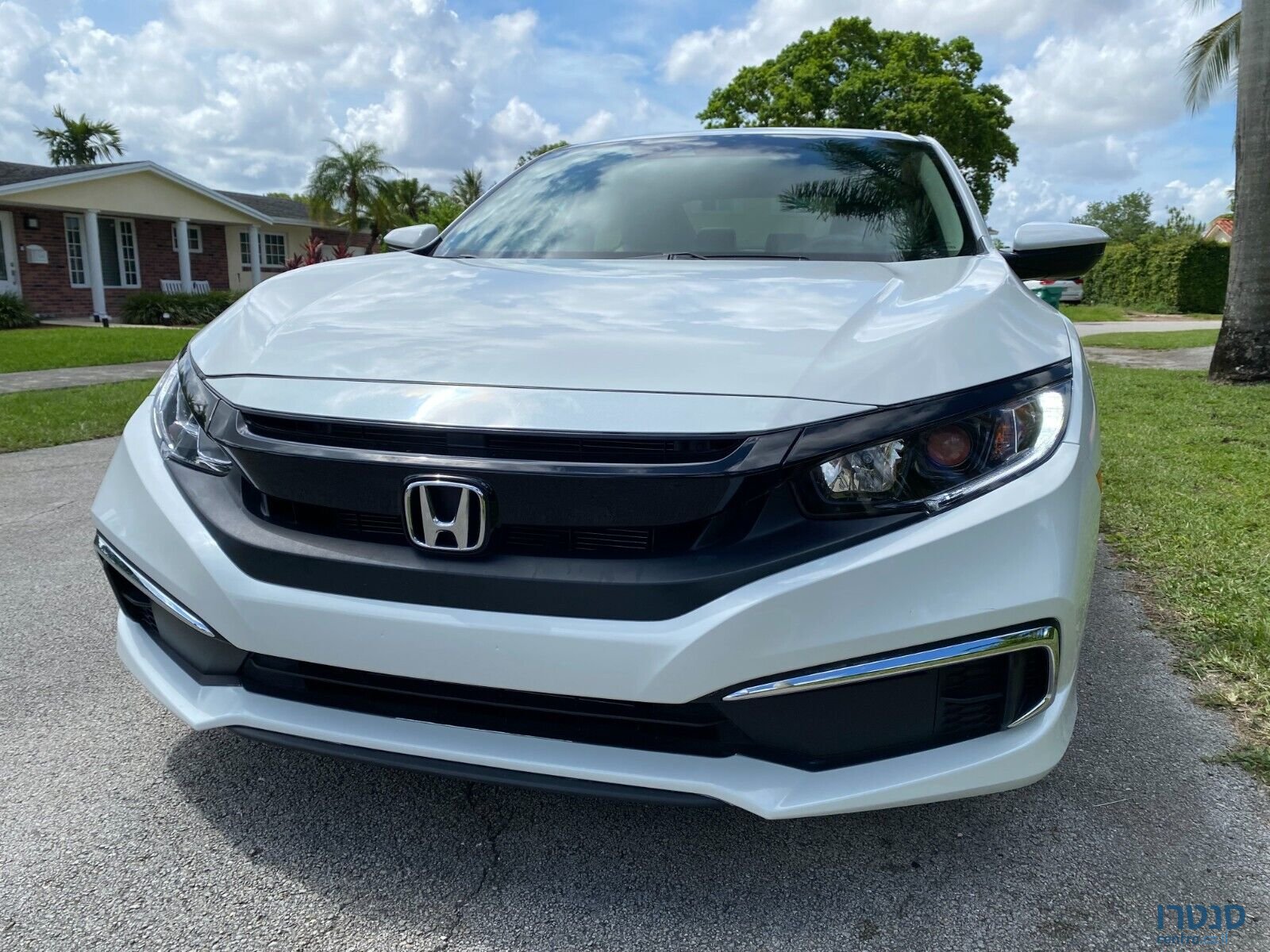 2021' Honda Accord photo #2